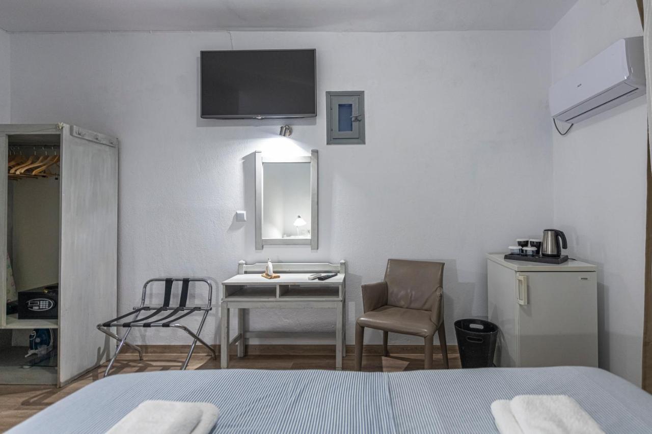 Hotel Manto Науса Екстер'єр фото